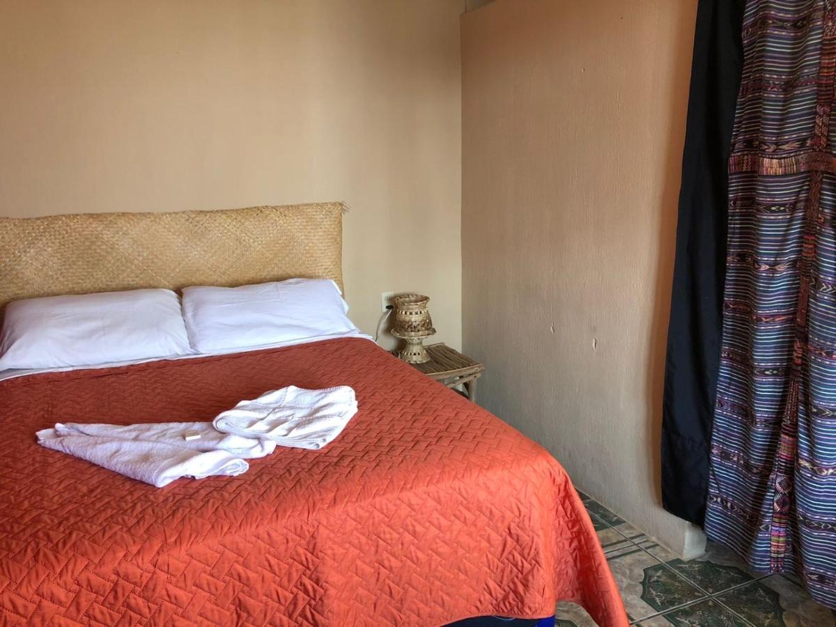 Kawoq Guesthouse San Pedro La Laguna Eksteriør billede
